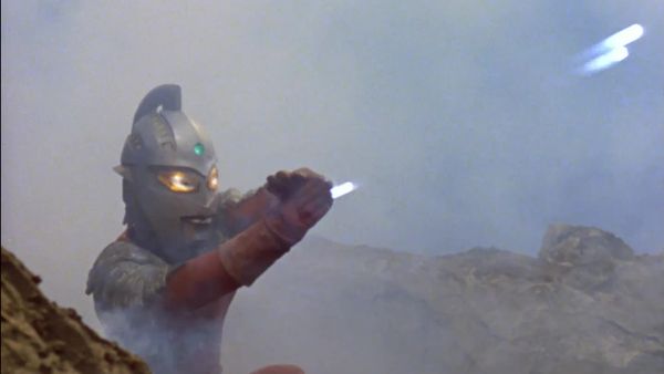 UltraSeven: The Complete Series - A Lethal 0.1 Seconds