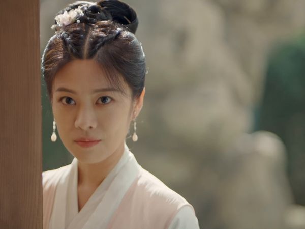 Romance of a Twin Flower - Episode 32