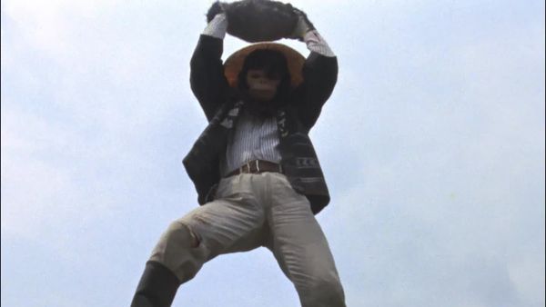 UltraSeven: The Complete Series - The Terrifying Ape-Man