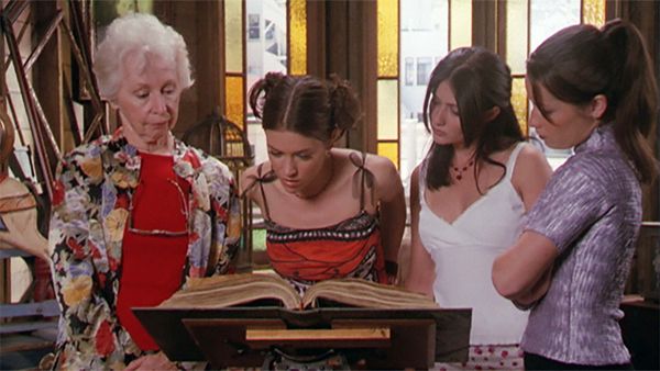 Charmed: Jovens Bruxas - Como Fazer uma Manta com Americanos