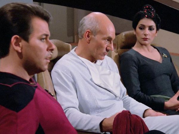 Star Trek: The Next Generation - Siempre tendremos París