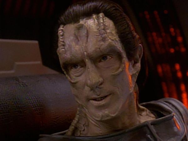 Star Trek: Deep Space Nine - Restitución del honor