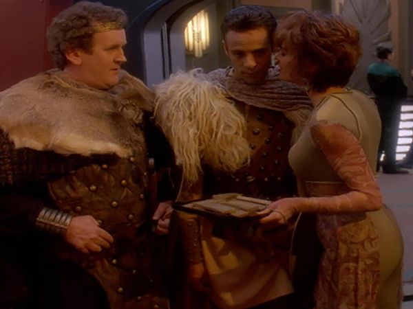 Star Trek: Deep Space Nine - Huelga en el bar