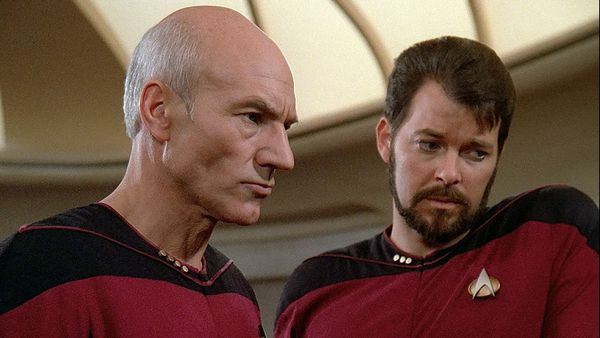 Star Trek: The Next Generation - Seleção Artificial