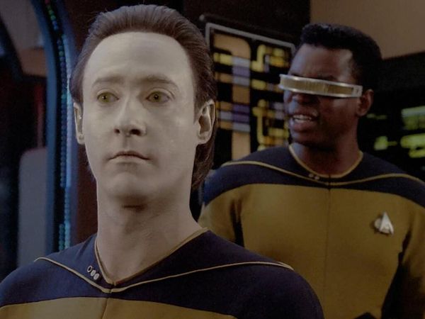 Star Trek: The Next Generation - Contágio