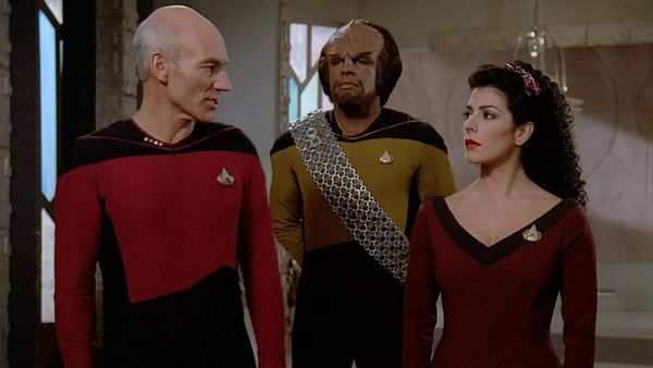Star Trek: The Next Generation - Fuerte como un susurro