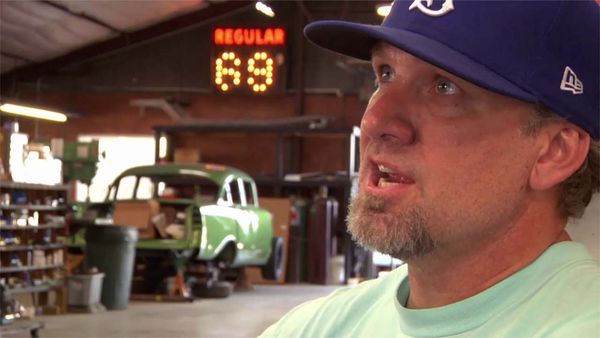 Jesse James Austin Speed Shop - Bombarderos