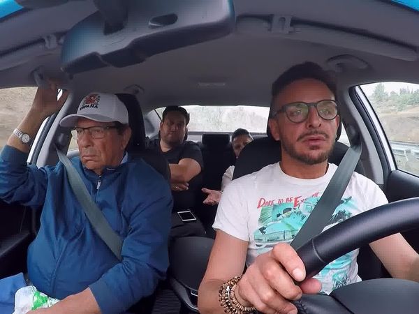 Gipsy Kings - Las Salazar llegan a Bali en busca de brilli-telas