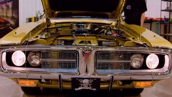 Graveyard Carz - A Fly in the Ointment