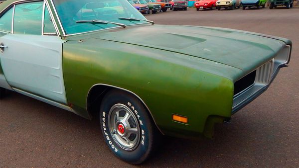 Graveyard Carz - Cap'ing-off the Challenger