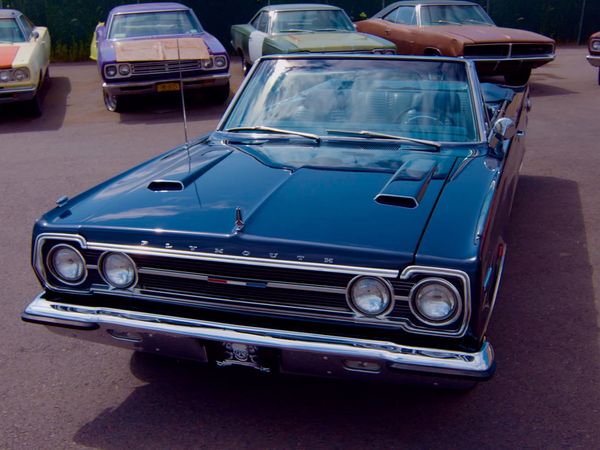 Graveyard Carz - 67 Hemi GTX Convertible Resurrected
