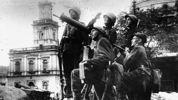 Japan im Zweiten Weltkrieg – Der Fall des Kaiserreiches - Für den Kaiser