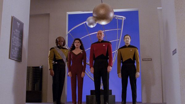 Star Trek: The Next Generation - Caçado