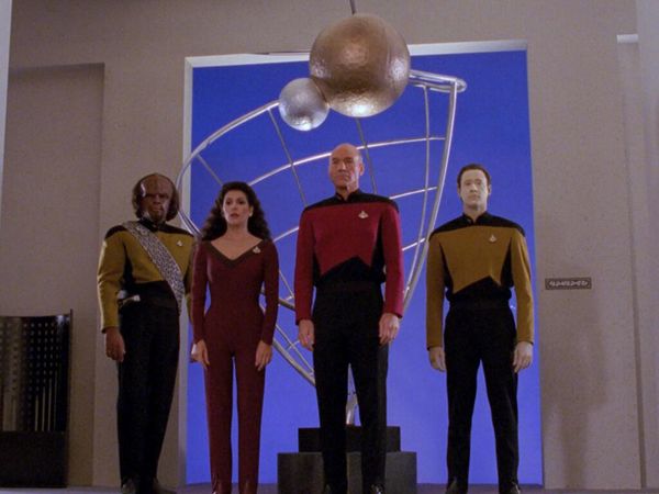 Star Trek: The Next Generation - Caçado