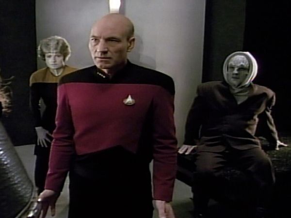 Star Trek: The Next Generation - Lealdade e Obediência
