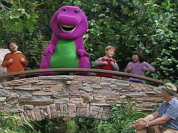 Barney & Friends - At Home in the Park
