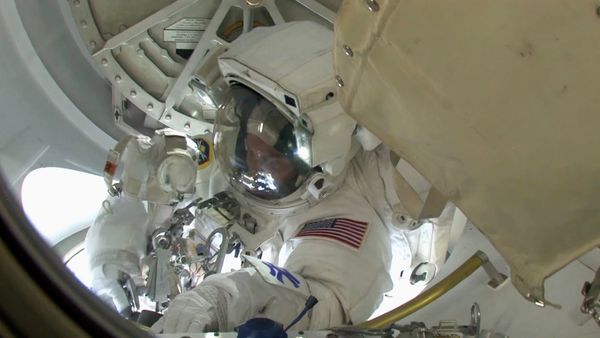 Trajectory - Hitos de la Exploración Espacial - Avances del Proyecto Mercury, seguimiento con cámaras y la Estación Espacial Internacional