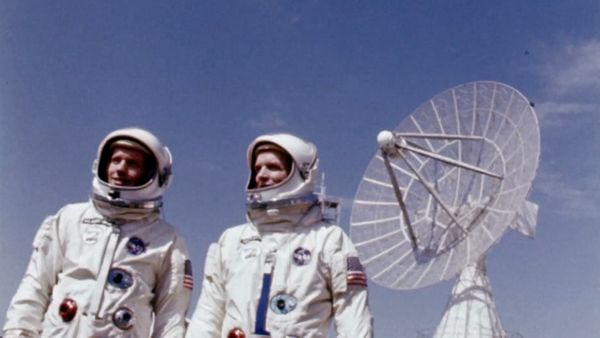 Trajectory - Hitos de la Exploración Espacial - Aproximación y acoplamiento del Proyecto Gemini, el Curiosity en Marte y enjambres de satélites