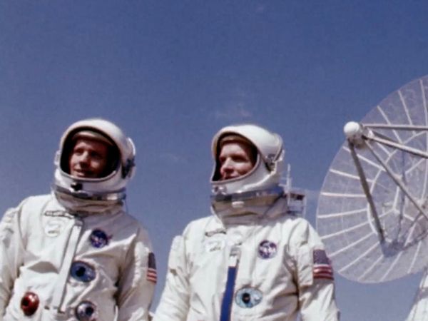 Trajectory - Hitos de la Exploración Espacial - Aproximación y acoplamiento del Proyecto Gemini, el Curiosity en Marte y enjambres de satélites
