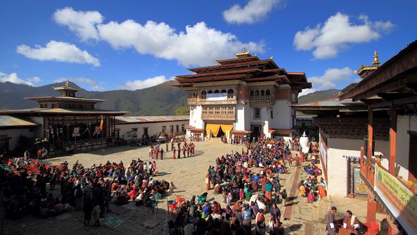 Geo-Reportage - Bhutan, von Kindern und Kranichen
