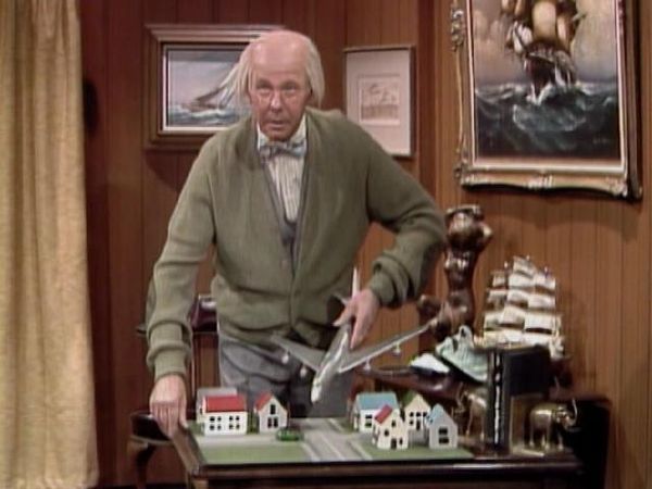 Johnny Carson - The Johnny Carson Show: Hollywood Icons Of The '80s - James Woods (1/8/81)