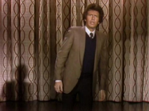 Johnny Carson - Comic Legends Of The '80s - Garry Shandling (3/18/81)