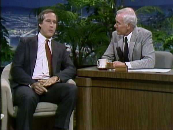 Johnny Carson - Comic Legends Of The '80s - Chevy Chase (12/12/86)