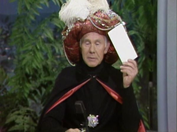 Johnny Carson - Comic Legends Of The '80s - Dana Carvey (5/12/88)