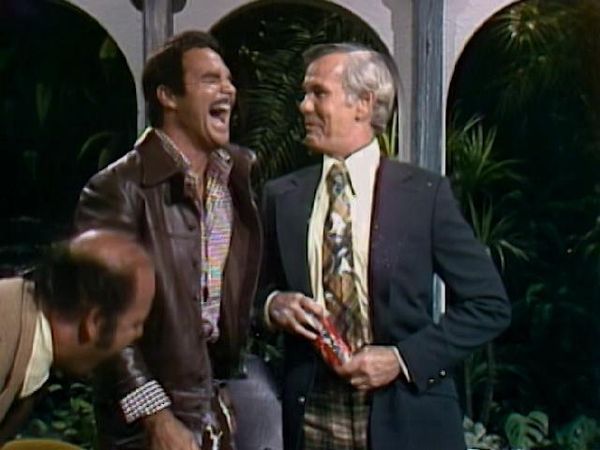 Johnny Carson - Hollywood Icons Of The '70s - Burt Reynolds (9/26/74)