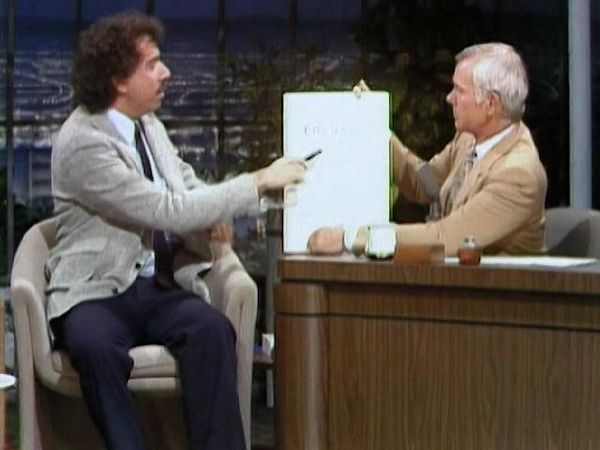 Johnny Carson - Hollywood Icons Of The '70s - Angie Dickinson (12/30/80)