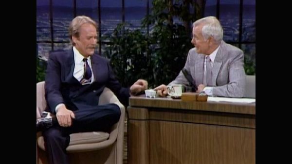 Johnny Carson - Hollywood Icons Of The '70s - Donald Sutherland (5/13/83)