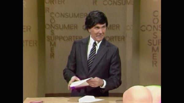 Johnny Carson - Hollywood Icons Of The '70s - Peter Fonda (1/4/85)