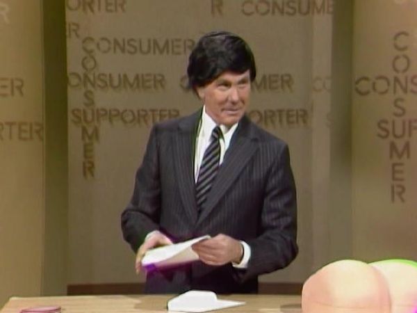 Johnny Carson - Hollywood Icons Of The '70s - Peter Fonda (1/4/85)