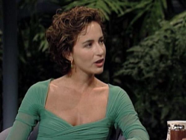 Johnny Carson - The Johnny Carson Show: Hollywood Icons Of The '80s - Jennifer Grey (2/2/90)