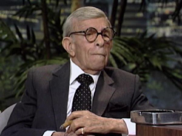 Johnny Carson - The Johnny Carson Show: Hollywood Icons Of The '80s - Barry Levinson (11/14/91)