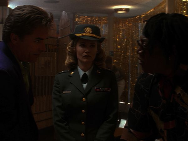 Nash Bridges - The Javelin Catcher