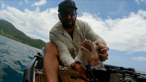 Man Eats Wild - Cast Away Panama