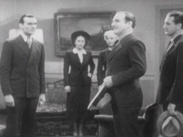 Dick Tracy, Serial - Battle in the Clouds