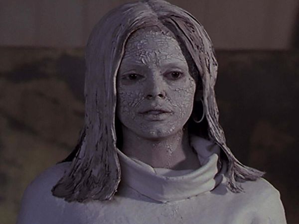 Charmed: Jovens Bruxas - Entra o Demônio