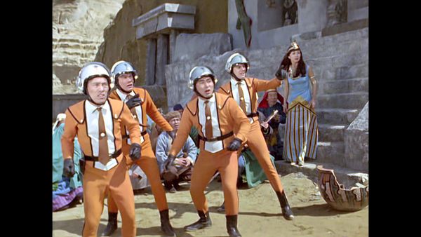 Ultraman (1966) - Blue Stone of Baradhi