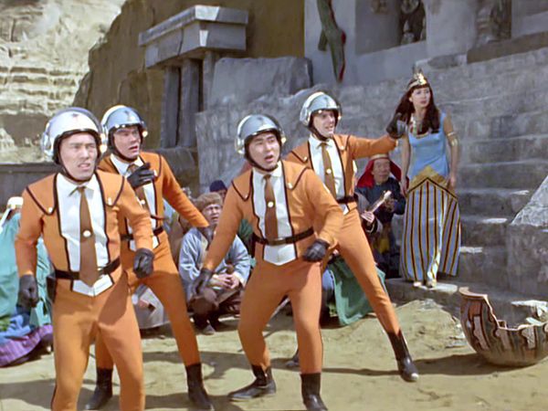 Ultraman (1966) - Blue Stone of Baradhi
