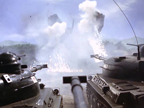 Ultraman (1966) - Breach the Wall of Smoke