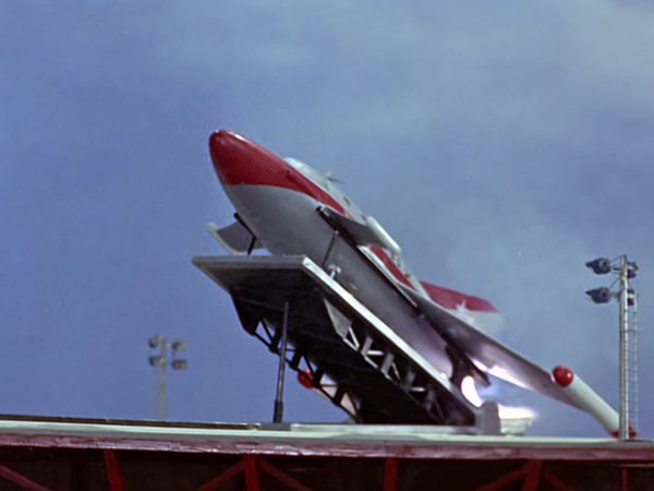 Ultraman (1966) - Undersea Science Center