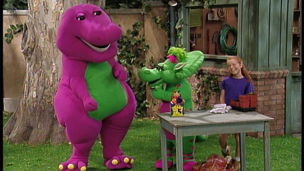 Barney & Friends - Squares, Squares Everywhere