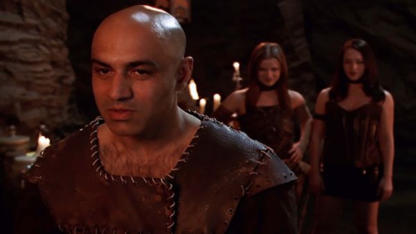 Charmed: Jovens Bruxas - Mansão Substituta