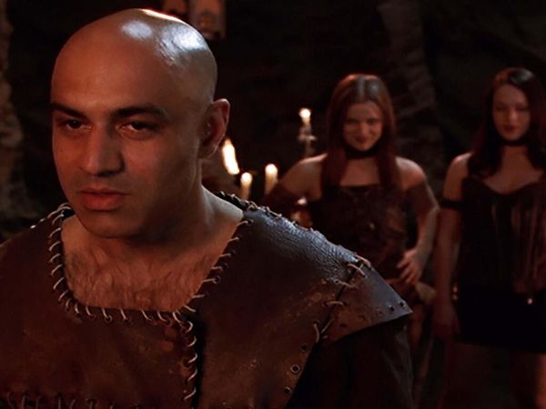 Charmed: Jovens Bruxas - Mansão Substituta