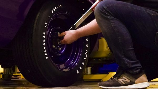 Graveyard Carz - Parking In-Violetion