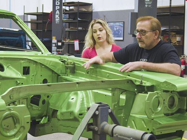 Graveyard Carz - Only the Strong Survive