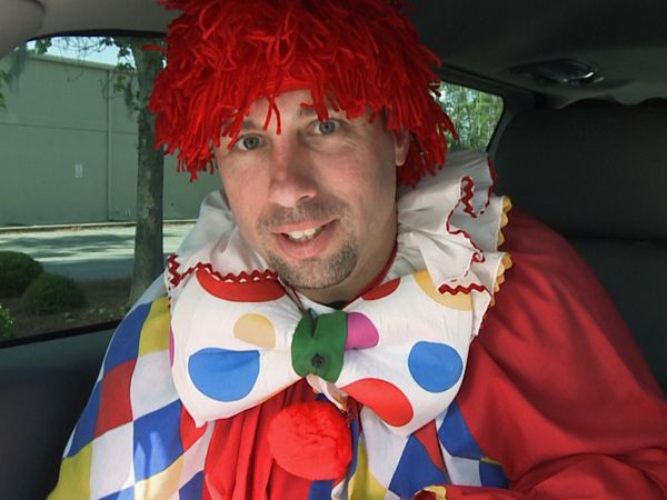 Undercover Stings - The Takedown Clown