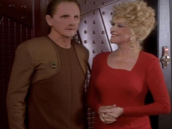 Star Trek: Deep Space Nine - Intruso de Estimação
